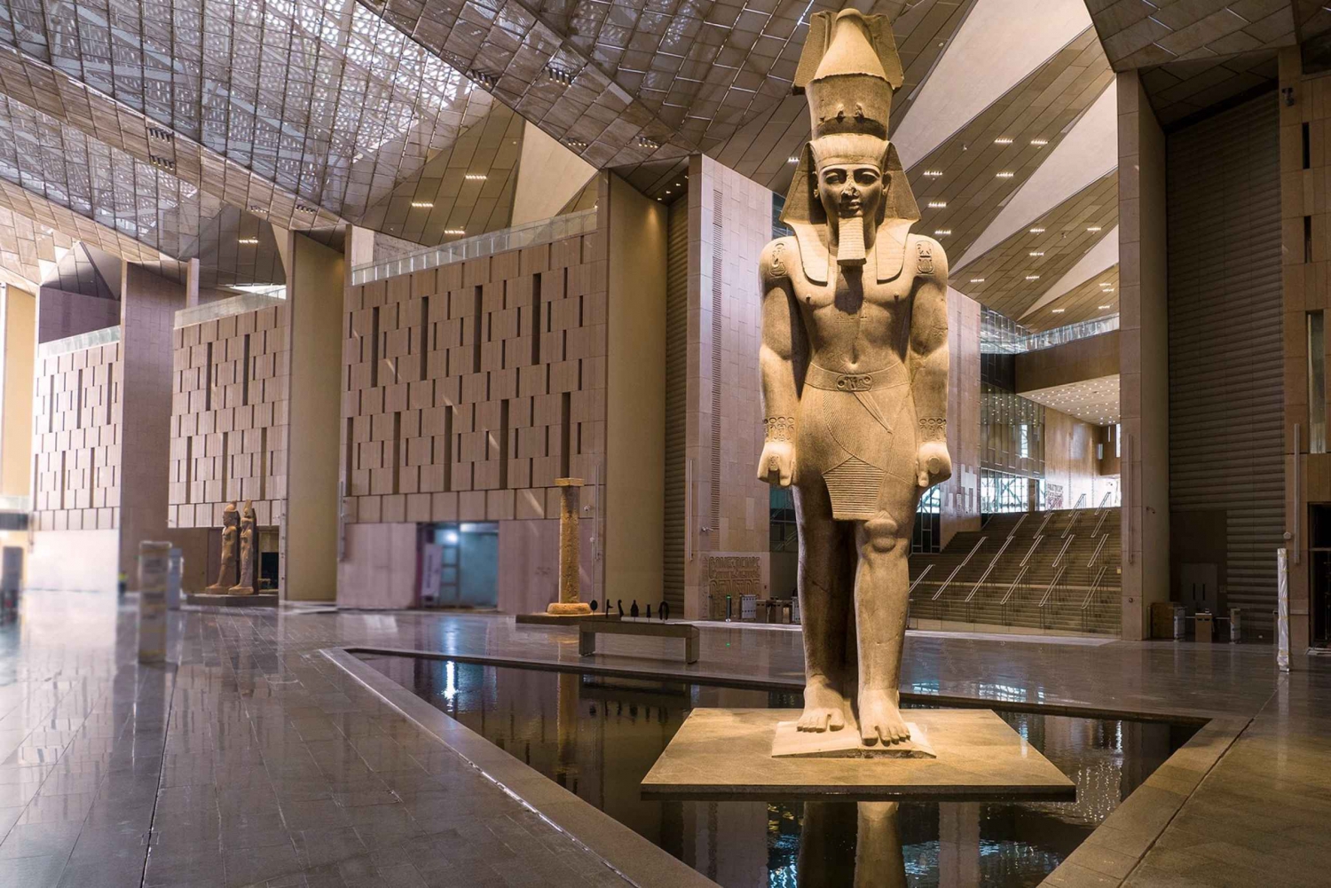 Cairo: Indgangsbillet og guidet tur til Grand Egyptian Museum