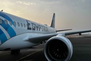 Hurghada: dagtour naar Caïro met vlucht, piramides, sfinx en museum