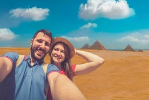 Hurghada: Dagstur til Kairo med ridetur langs Giza-pyramidene