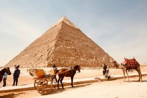 Da Hurghada: Tour delle Piramidi e del Museo del Cairo con crociera sul Nilo
