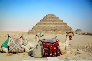 Hurghada: Private 2-Day Cairo, Giza, Sakkara & Memphis Tour