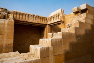 Hurghada: Private 2-Day Cairo, Giza, Sakkara & Memphis Tour