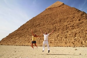 Hurghada: Private 2-Day Cairo, Giza, Sakkara & Memphis Tour