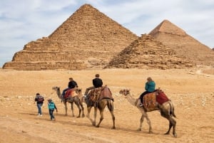 Hurghada: Tour privado de un día por El Cairo con Felucca, almuerzo y tickets de entrada