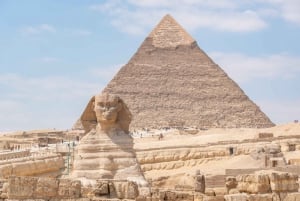 Layover-tur til pyramiderne, museet, basaren og lysshowet