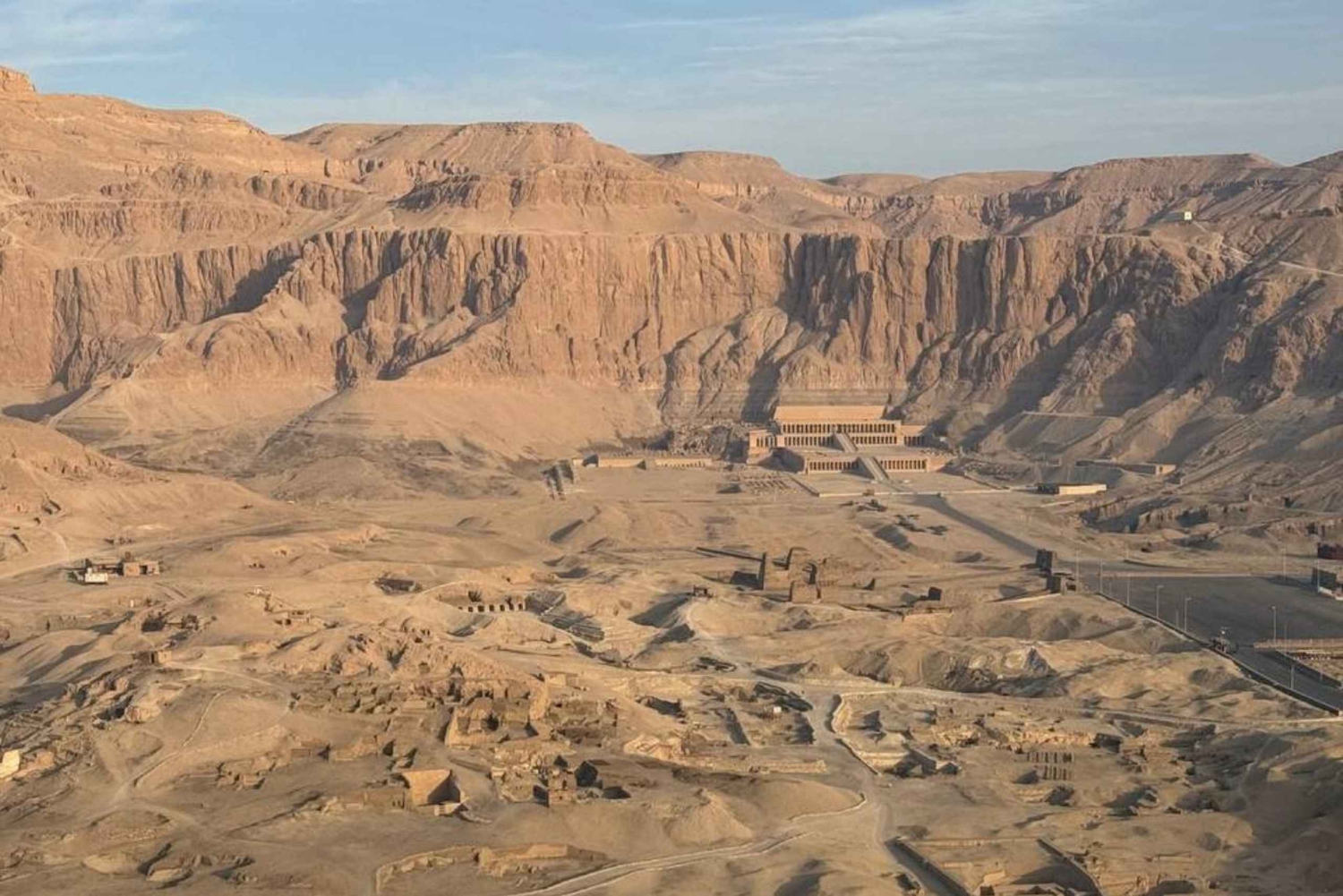 Luxor fra Cairo i bil 1 nat og 2 dage (besøg og balloner)