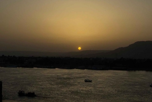 Luxor fra Cairo i bil 1 nat og 2 dage (besøg og balloner)