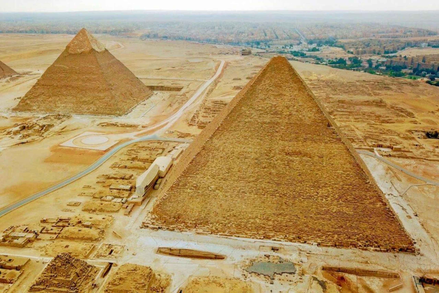 Luxor: Excursión nocturna a El Cairo desde Luxor en tren VIP