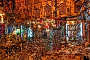 Luxor: Tour notturno al Cairo da Luxor in treno VIP
