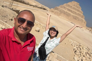 メンフィスとサッカラ遺跡群 考古学愛好家のための昼食付きツアー