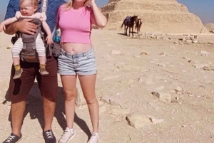 メンフィスとサッカラ遺跡群 考古学愛好家のための昼食付きツアー