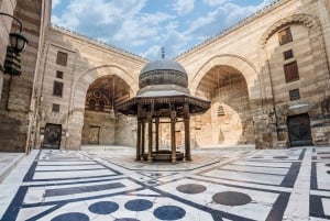 Wycieczka piesza z przewodnikiem po Starym Kairze: historia, kultura i uliczne przekąski