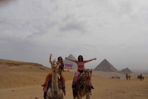 Il Cairo: Tour privato delle Piramidi e della Grande Sfinge con giro in cammello