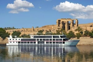 Pyramids, Nile Cruise & Lake Nasser Cruise