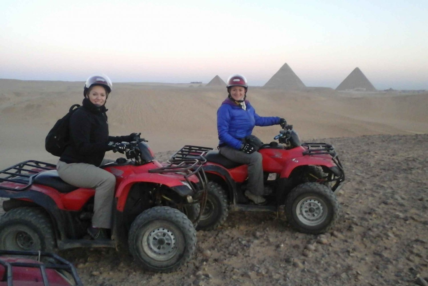 Pyramids of Giza: 1-Hour Quad Bike Desert Safari