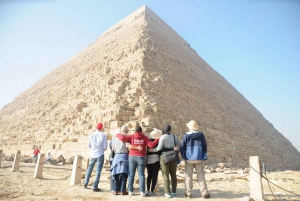 Pirâmides, Sakkara e Memphis Private Tour com almoço