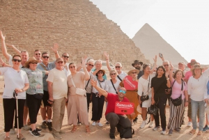 Pirâmides, Sakkara e Memphis Private Tour com almoço