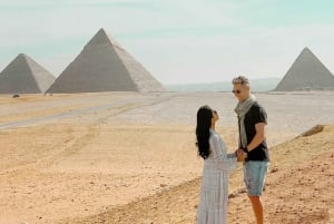 シャルム エル シェイク：バスで行くカイロとピラミッドの 1 日ツアー