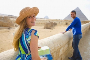From Sharm El-Sheikh: Cairo & Pyramids Private Tour w/ Lunch