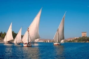 Kort resa med Felucca på Nilen i Kairo