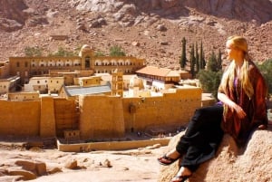 Excursión nocturna al Monasterio de Santa Catalina desde El Cairo