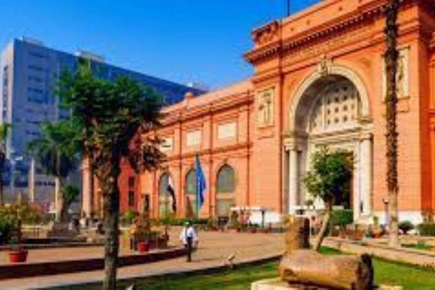 Explore-the-Egyptian-Museum