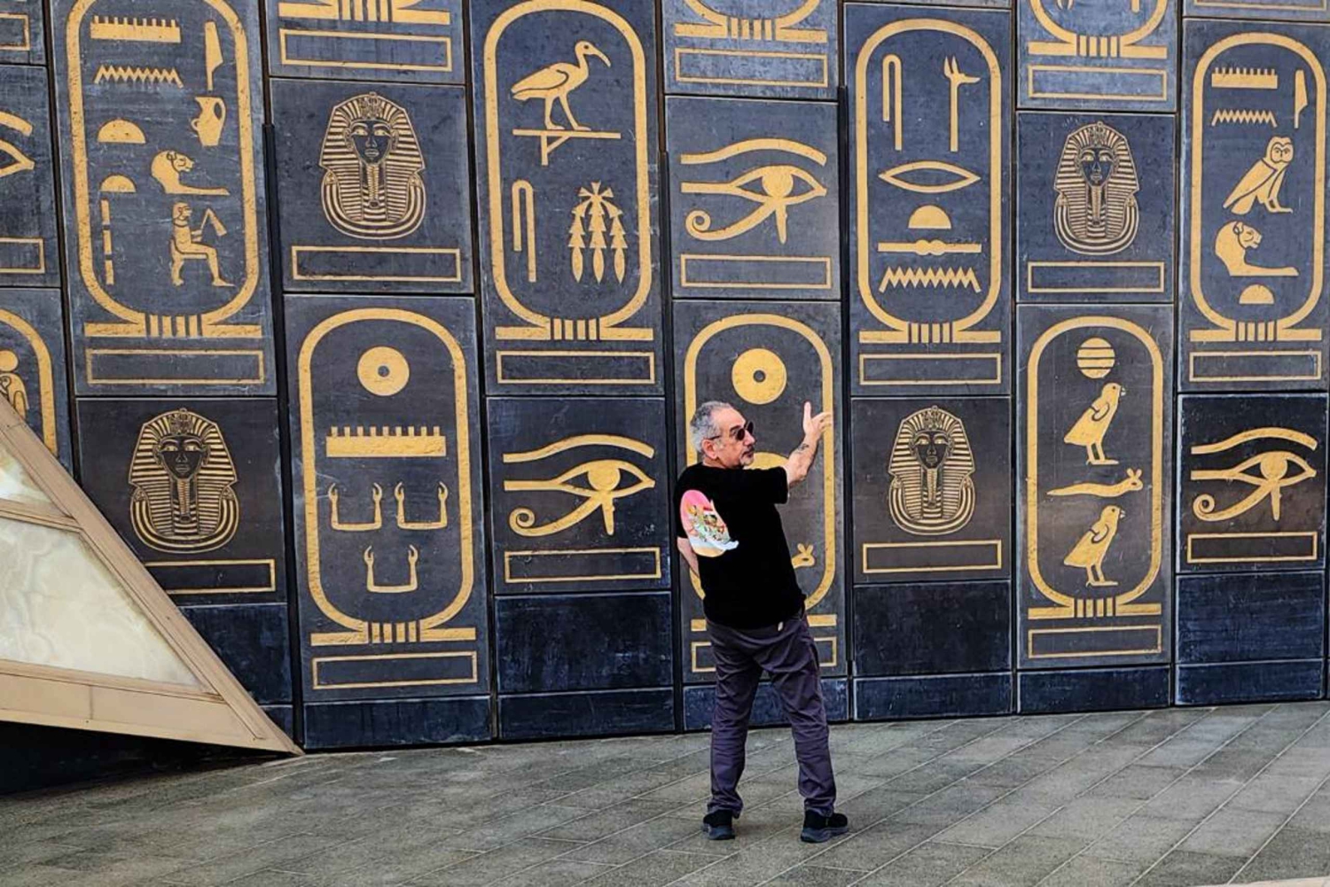 جولة إرشادية خاصة بالمتحف المصري الكبير