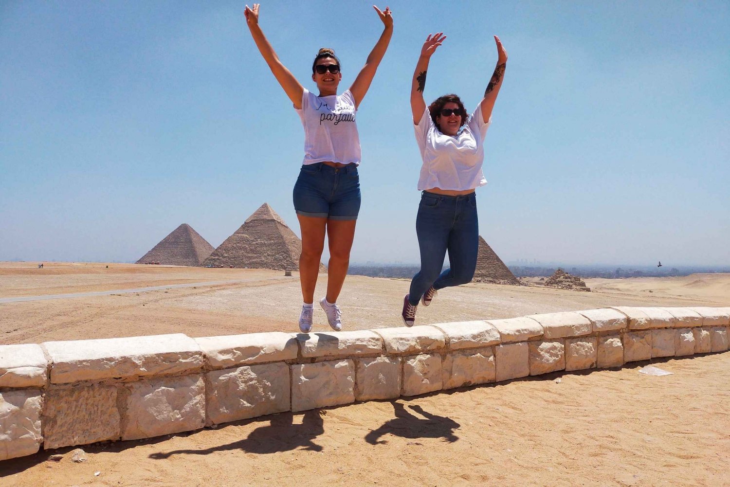 Tur for at udforske pyramiderne i Giza, trinpyramider og memphies