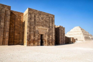 Viaje a Sakkara, las Pirámides de Memphis Dahshur y Felucca de 1 hora