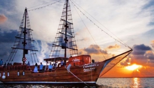 Columbus - Lobster Dinner Cruise