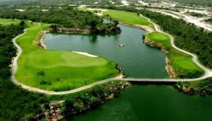 El Jaguar Golf Course