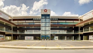 Solare Plaza