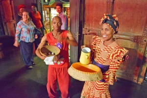 Cape Town: Afrikansk middag, trommeoplevelse med transfer