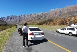 アクイラ・ビッグファイブ・サファリ（送迎、昼食付） 公園使用料を除く