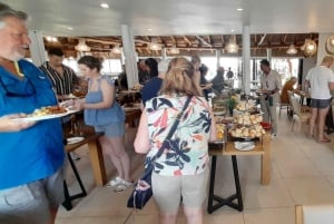 アクイラ・ビッグファイブ・サファリ（送迎、昼食付） 公園使用料を除く