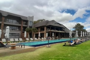 アクイラ・ビッグファイブ・サファリ（送迎、昼食付） 公園使用料を除く