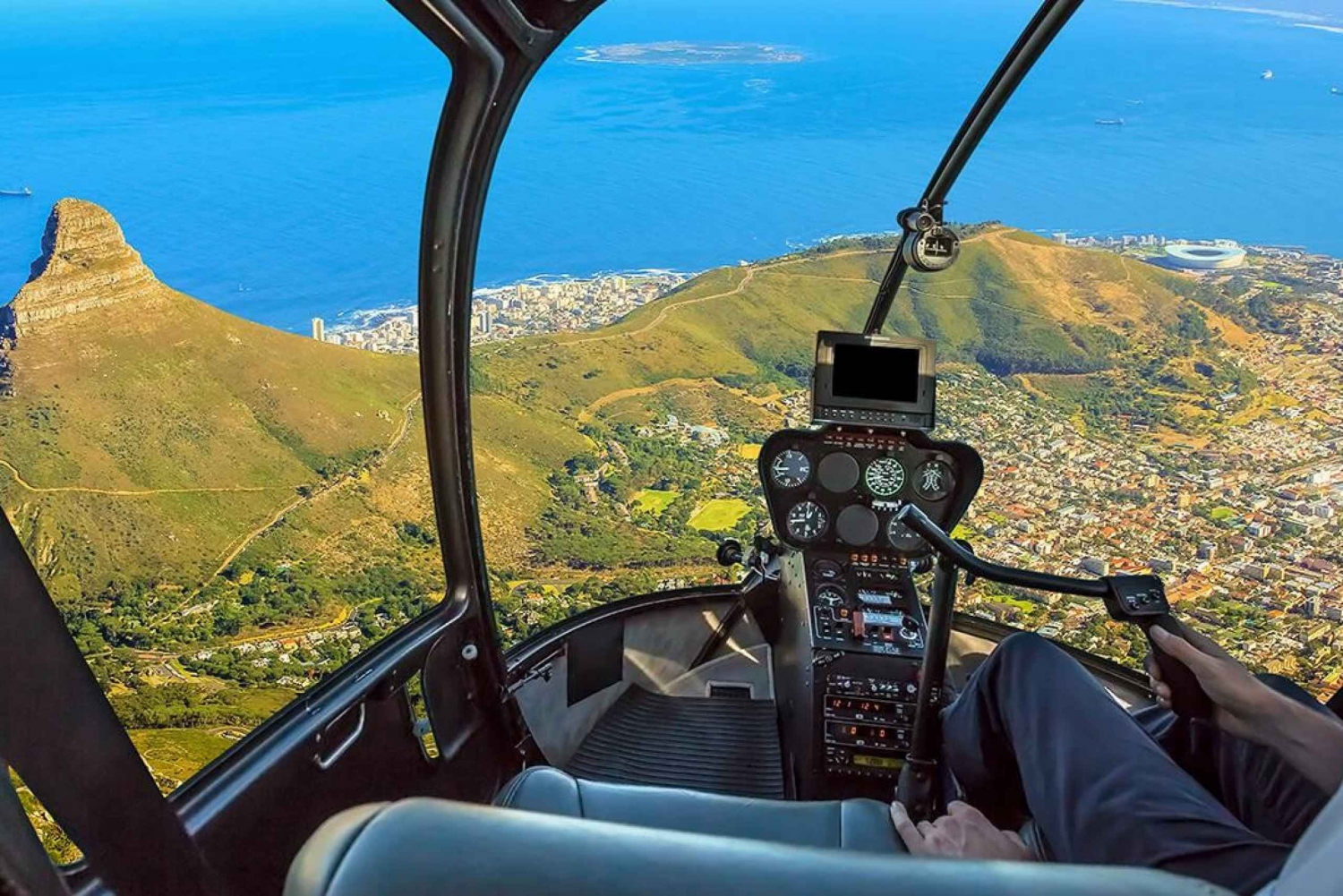 Cape Town: 2 Oceans Helicopter Tour inkl. billet til bådcruise