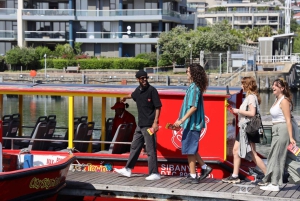Cape Town: 30 Minute Seal-Watching Harbour Cruise