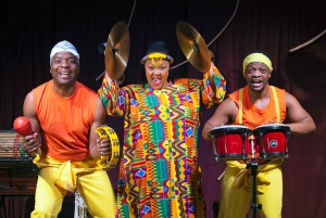 Kaapstad: Afrikaanse drumshow & wijnproeverij bij Silvermist