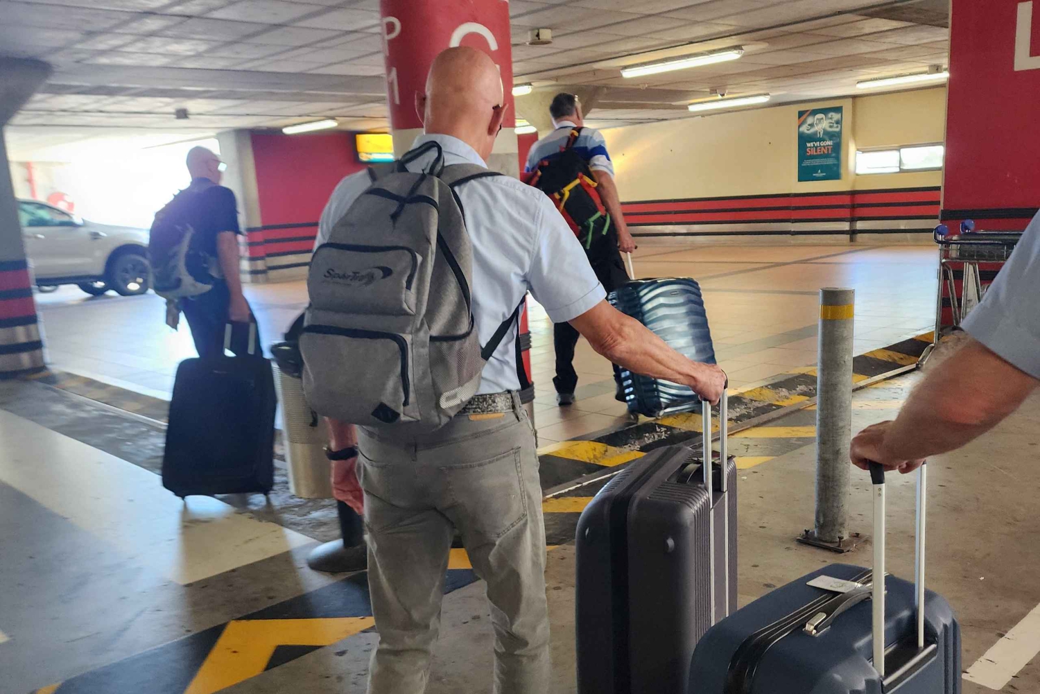 Kapkaupunki: Kuljetus lentoasemalta kaupungin hotelleihin ja takaisin