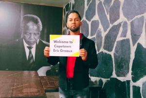 Cape Town: Cape Peninsula scenic drive with Airport Transfer