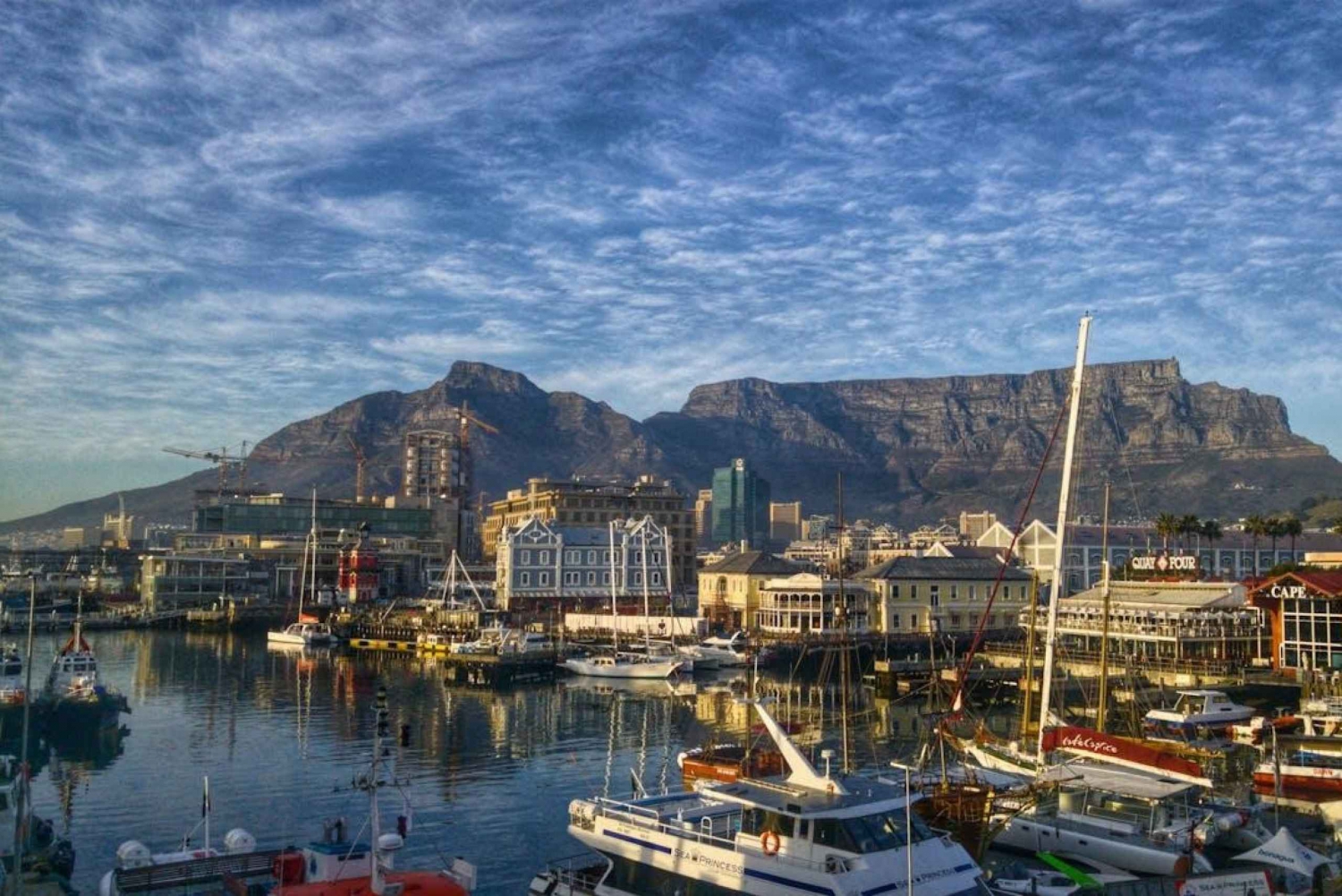 Cape Town: City Explorer & Table Mountain heldagstur