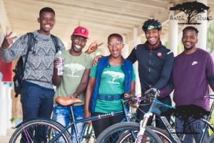 Cape Town: Cultural Cycling Tour