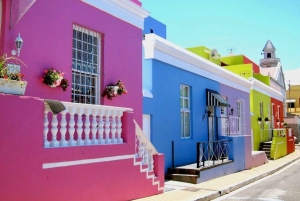 Cape Town Evenings: Waterfront Dining & Wine Lounges