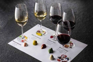 ケープタウン：ワインの試飲と食事付きのプライベートワインツアー
