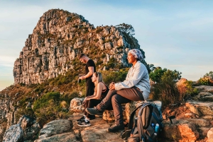 Cape Town: Guided Lion's Head Hike at Sunrise or Sunset