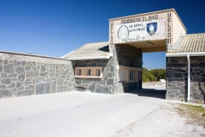 Cape Town: Guided Township Tour with Hotel Pickup