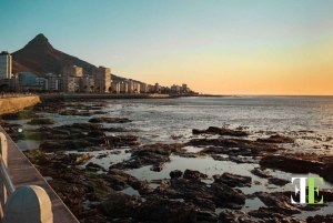 Kapstadt: Hubschrauberflug, Oldtimer-Fahrt und Mittagessen