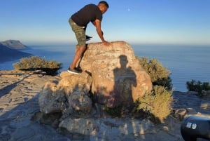 Cape Town: Hike Lion's Head with a Content Creator