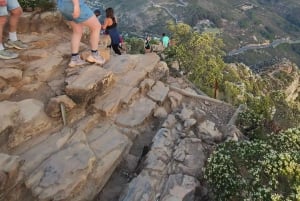 Cape Town: Hike Lion's Head with a Content Creator
